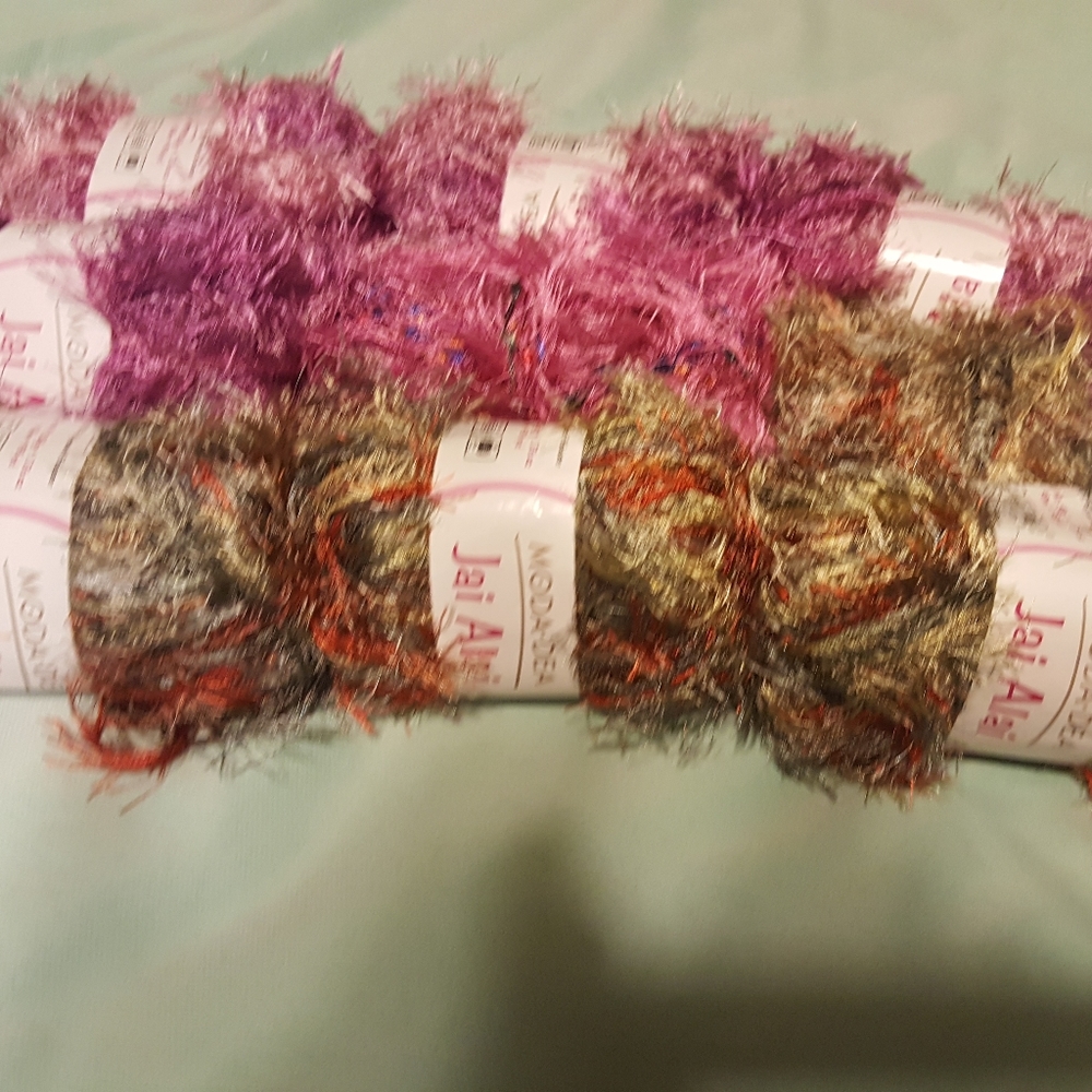 Moda-dea jail alai yarn